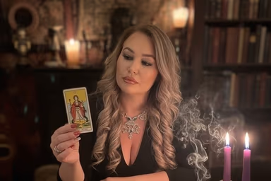 Psychic Daliah