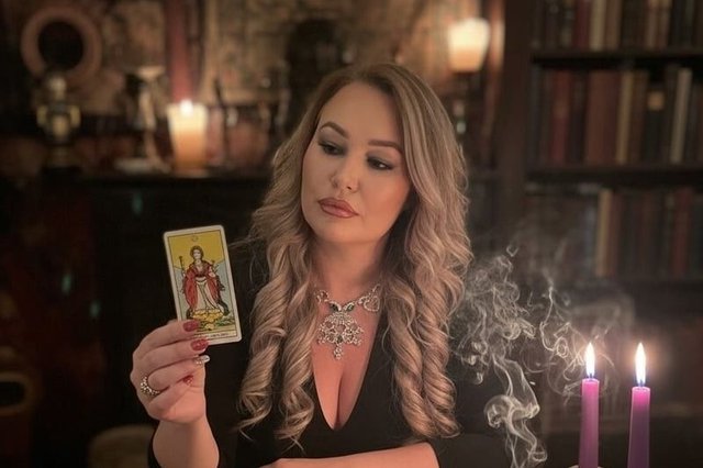 Psychic Daliah